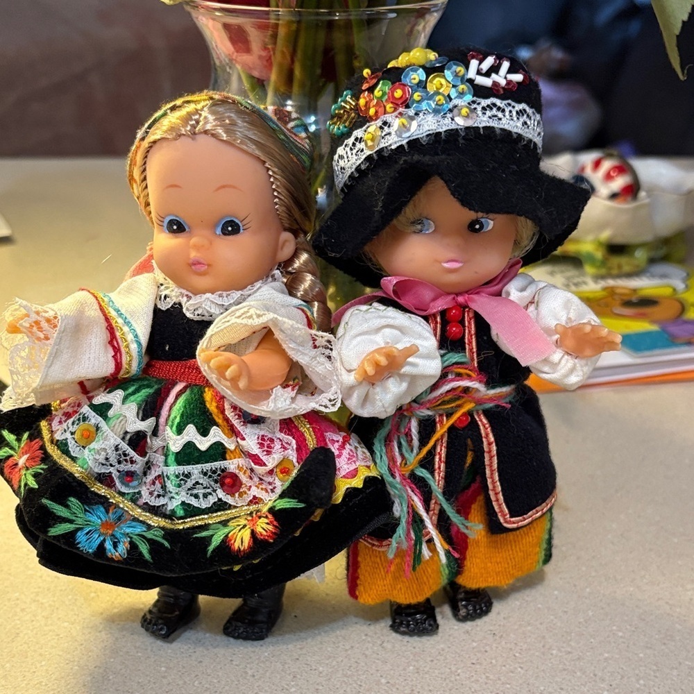 Vintage vinyl Polish Folk Dolls Ethnic Folklore
